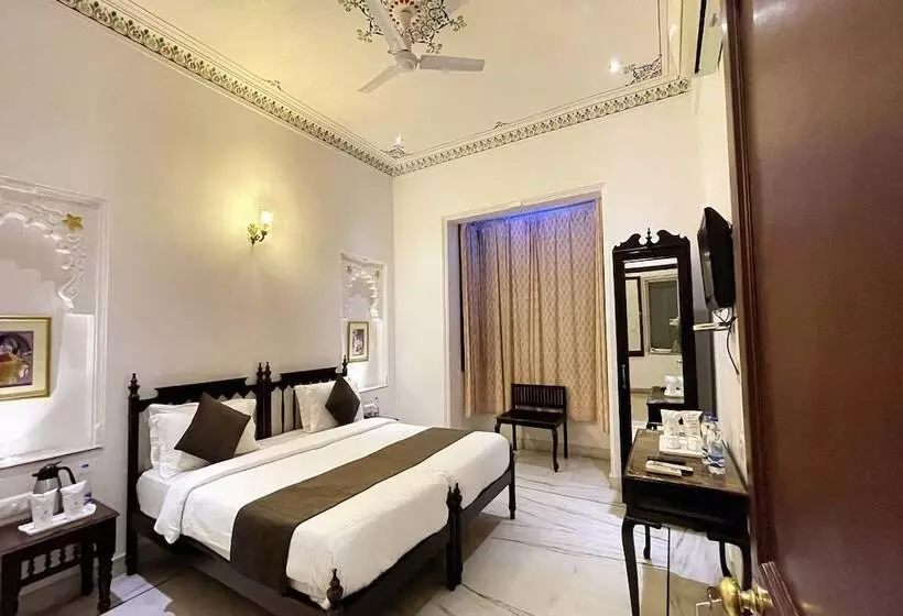 Отель Boheda Palace