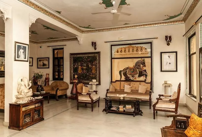 Отель Boheda Palace