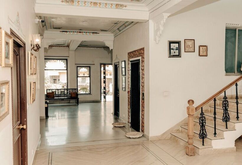 호텔 Boheda Palace