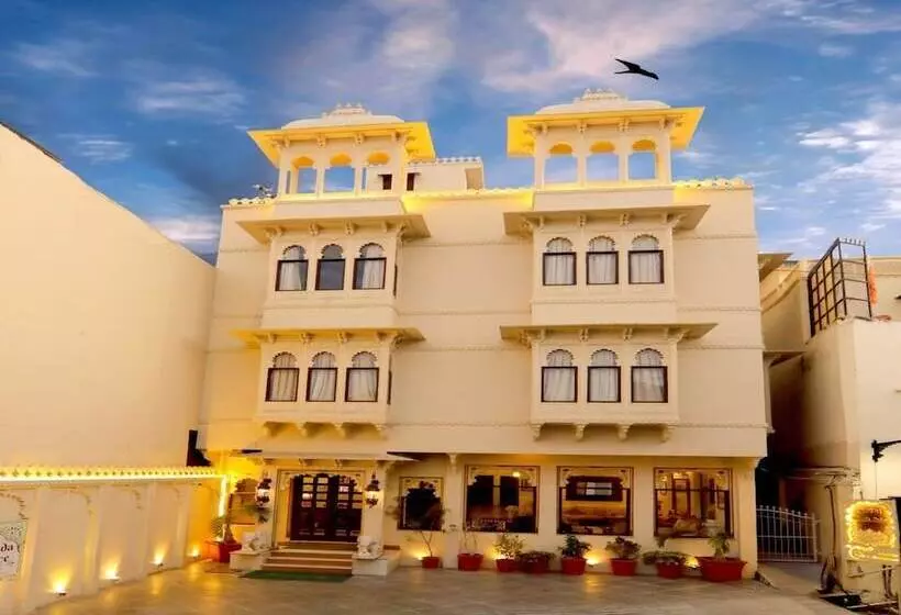 Отель Boheda Palace