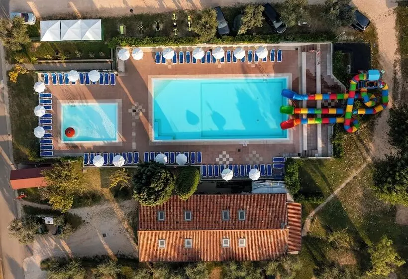 هتل Camping Fontanelle