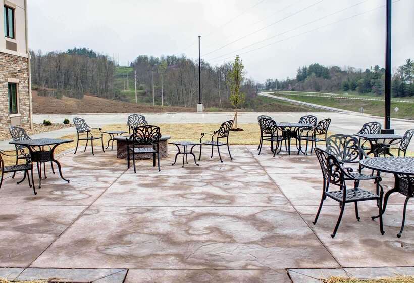 酒店 Comfort Inn & Suites