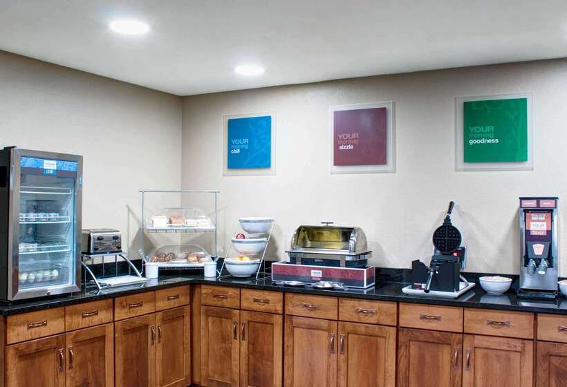 酒店 Comfort Inn & Suites