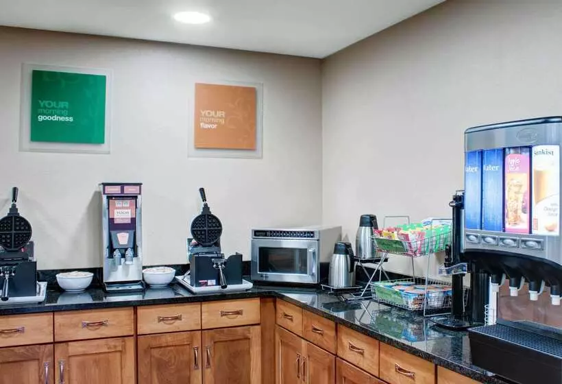 호텔 Comfort Inn & Suites