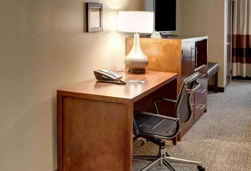 호텔 Comfort Inn & Suites