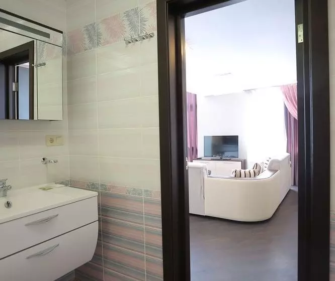 酒店 Complex Lubim