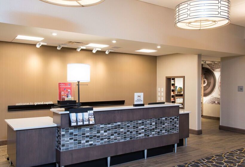 فندق Hampton Inn & Suites Grand Rapids Downtown