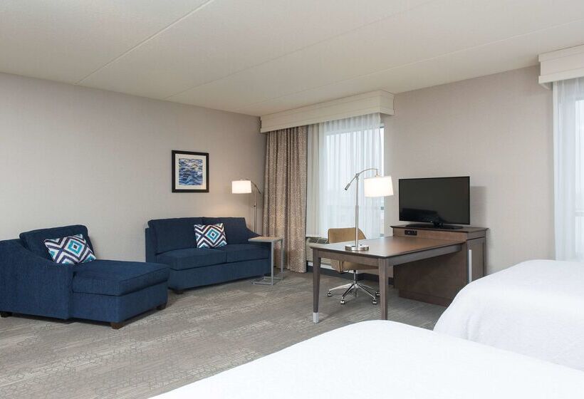 فندق Hampton Inn & Suites Grand Rapids Downtown