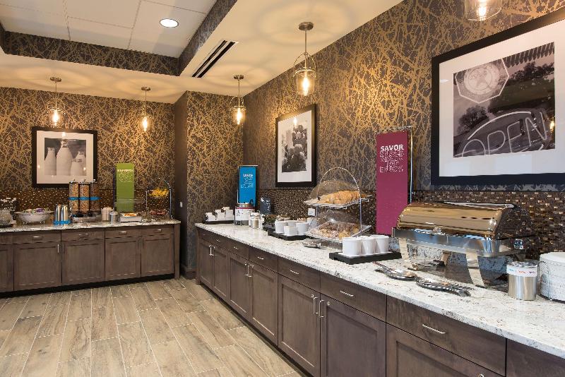 فندق Hampton Inn & Suites Grand Rapids Downtown