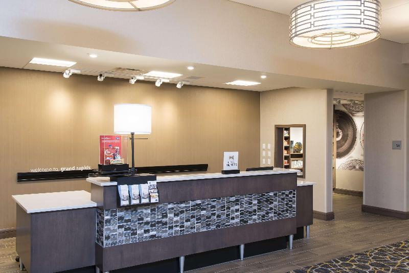 فندق Hampton Inn & Suites Grand Rapids Downtown
