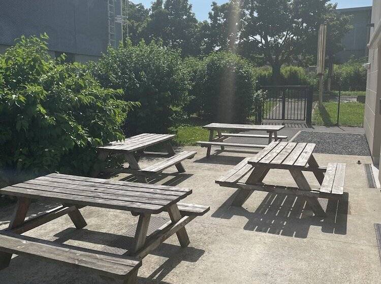 فندق Kyriad Direct Arras Saint Laurent Blangy Parc Expo