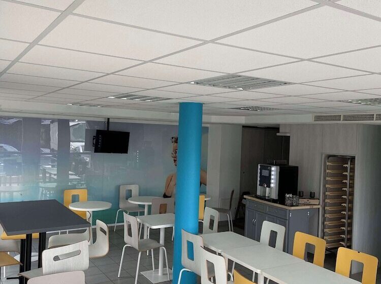 فندق Kyriad Direct Arras Saint Laurent Blangy Parc Expo