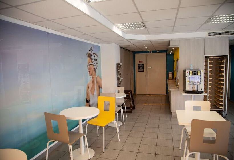 فندق Kyriad Direct Arras Saint Laurent Blangy Parc Expo