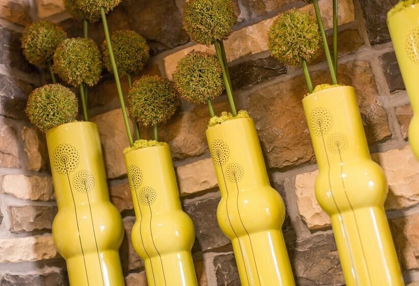 בית מלון כפרי Little Missouri Inn & Suites New Town