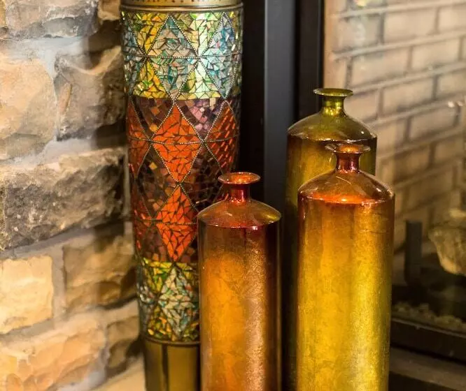 호텔 Little Missouri Inn & Suites New Town