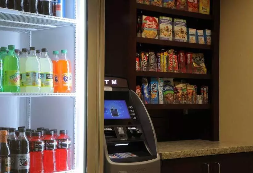 호텔 Little Missouri Inn & Suites New Town