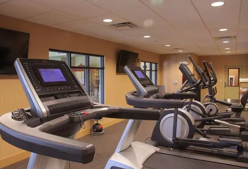 호텔 Little Missouri Inn & Suites New Town