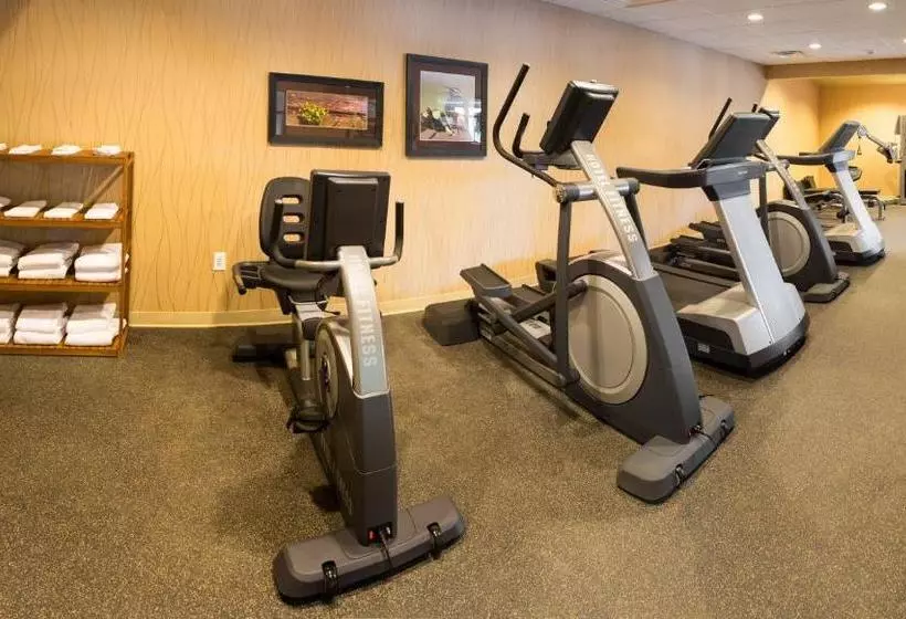 ホテル Little Missouri Inn & Suites Watford City