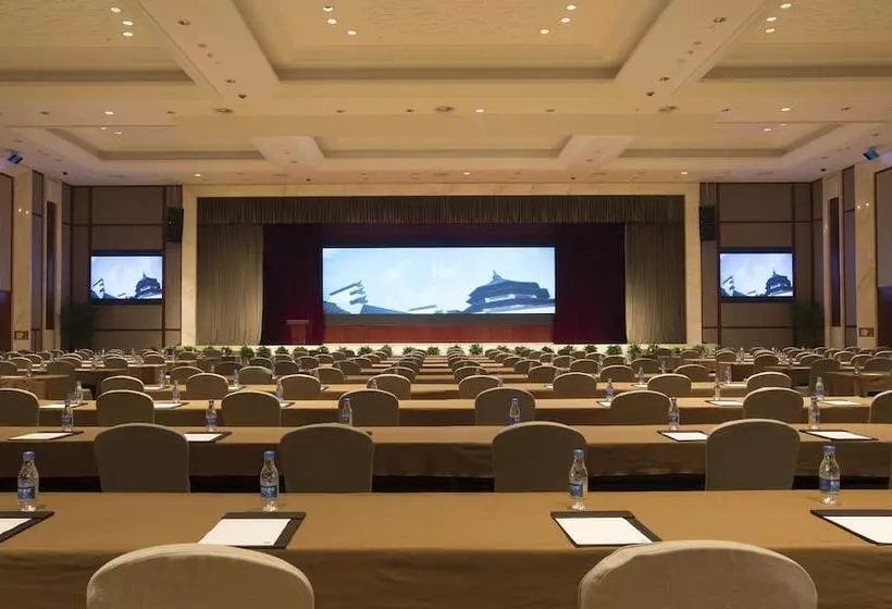 בית מלון כפרי Ovation Seven Cultivation