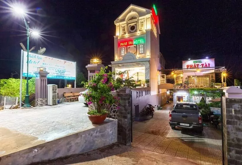 هتل Phat Tai