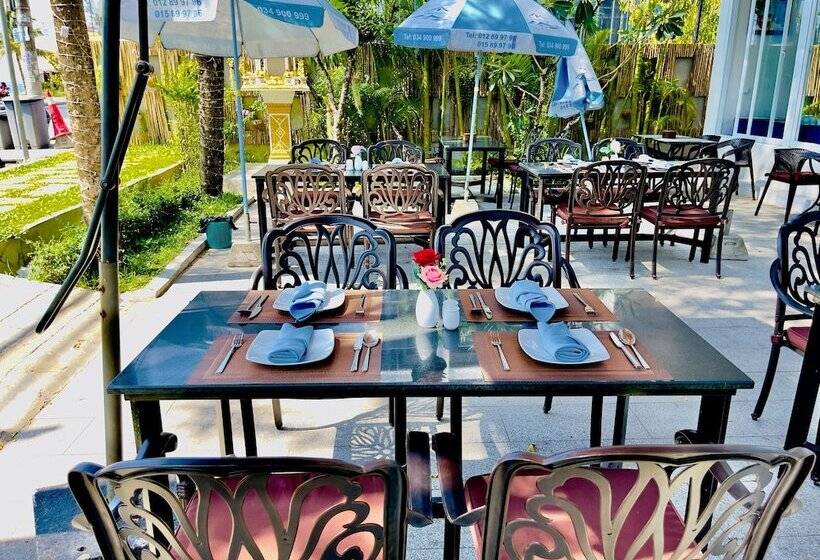 בית מלון כפרי Sea Breeze Resort