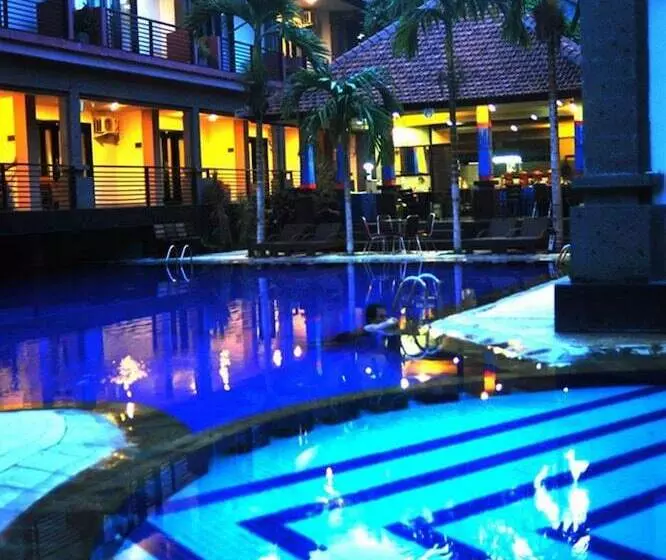 בית מלון כפרי Taman Tirta Ayu