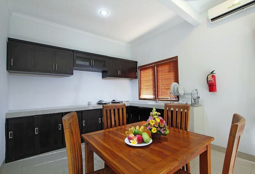 בית מלון כפרי The Brothers Villas Padang Padang