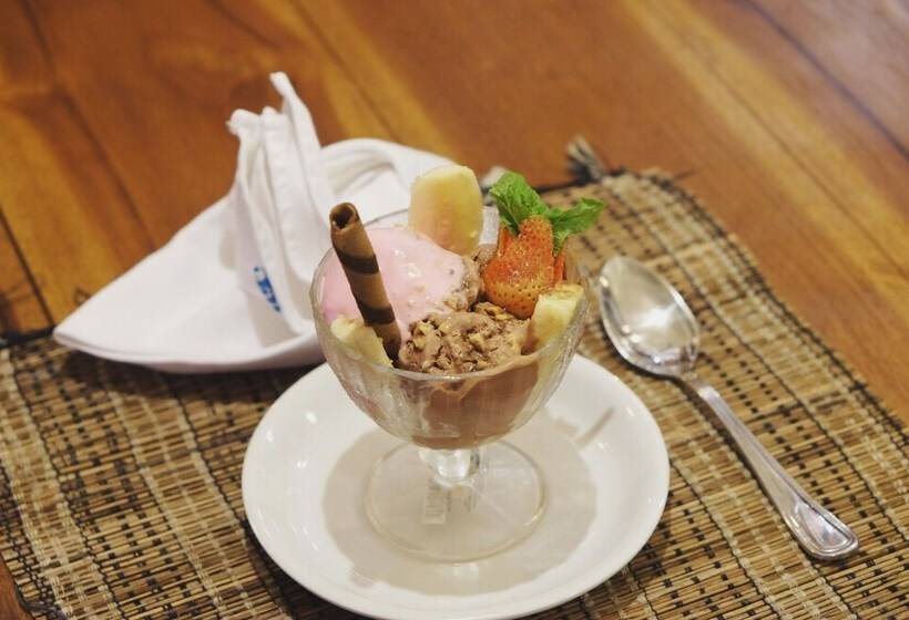 בית מלון כפרי The Brothers Villas Padang Padang