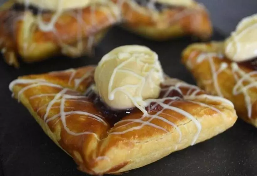 Hotel The Dovecote Inn