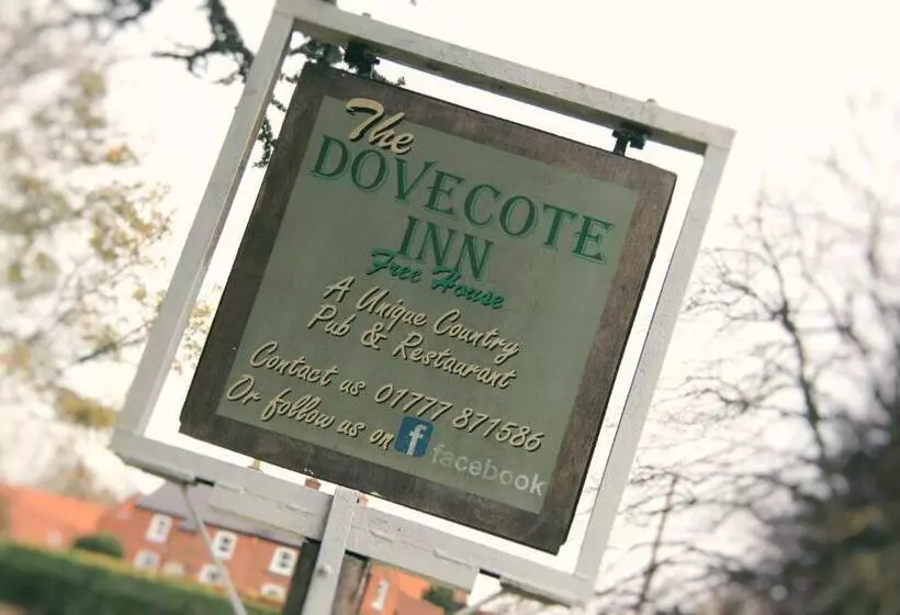Hotel The Dovecote Inn