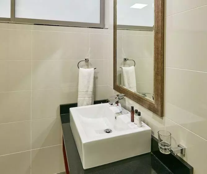 هتل Regent Select