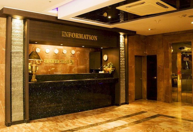 Hotel Themepark Tourist