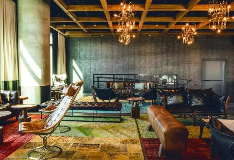 בית מלון כפרי Van Zandt