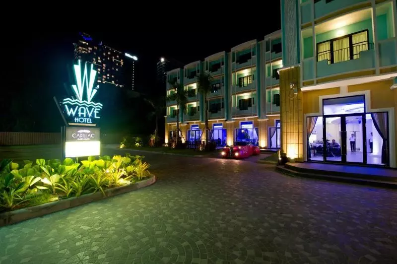 Wave Hotel Pattaya