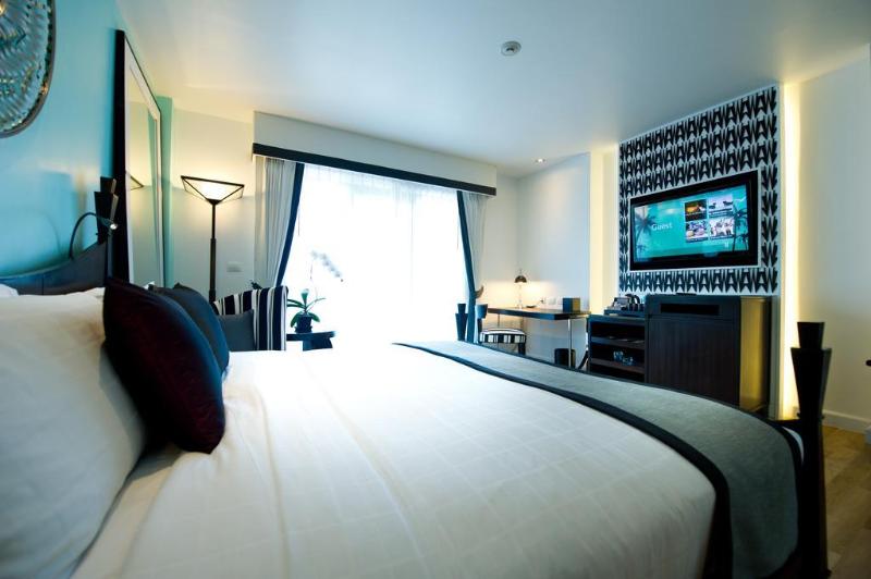 Wave Hotel Pattaya