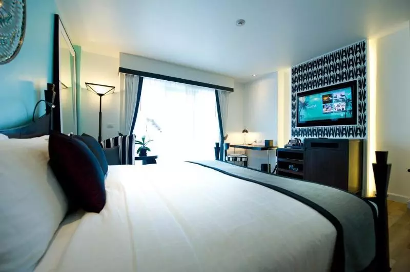 Wave Hotel Pattaya