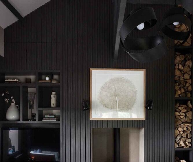 6 Star Unique & Gorgeous Cottage Bridge Cottage