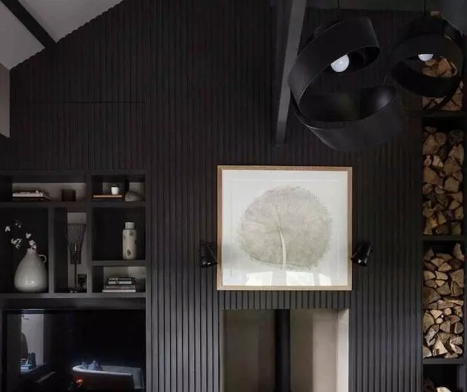 6 Star Unique & Gorgeous Cottage   Bridge Cottage