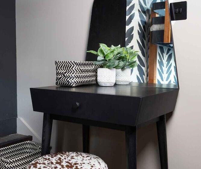 6 Star Unique & Gorgeous Cottage Bridge Cottage