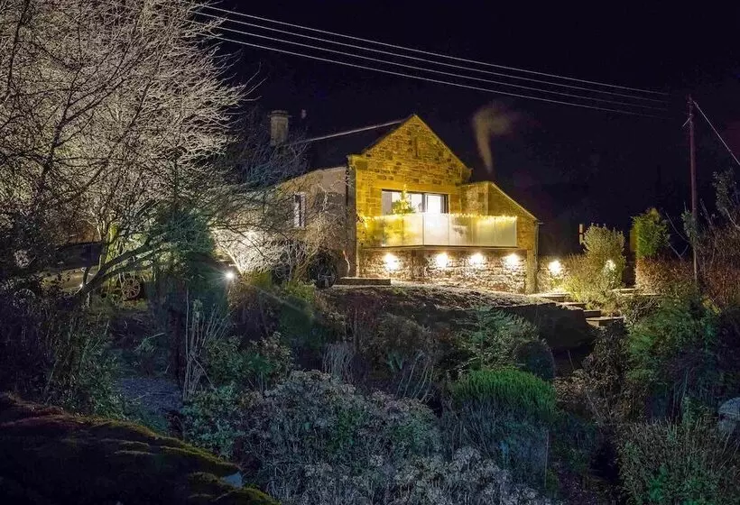 6 Star Unique & Gorgeous Cottage   Bridge Cottage