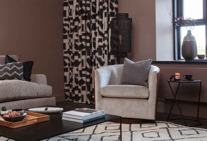 6 Star Unique & Gorgeous Cottage Bridge Cottage