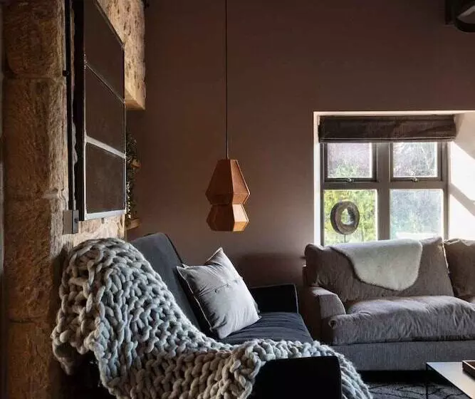 6 Star Unique & Gorgeous Cottage   Bridge Cottage