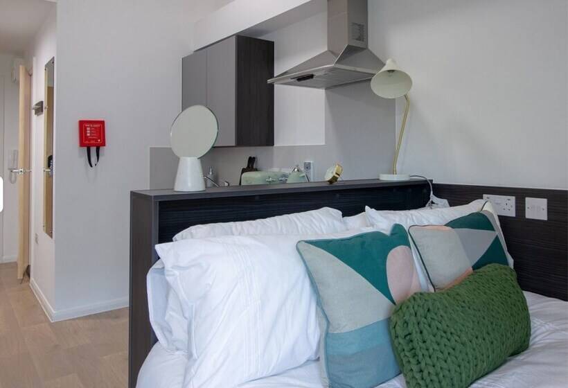 호스텔 Trendy Studios For Students Only Bath