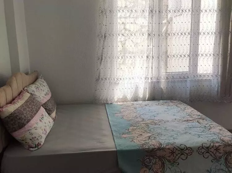 Beyaz Adalar Atlihan Apart Otel