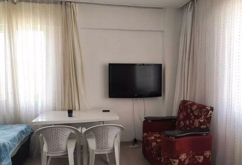Beyaz Adalar Atlihan Apart Otel