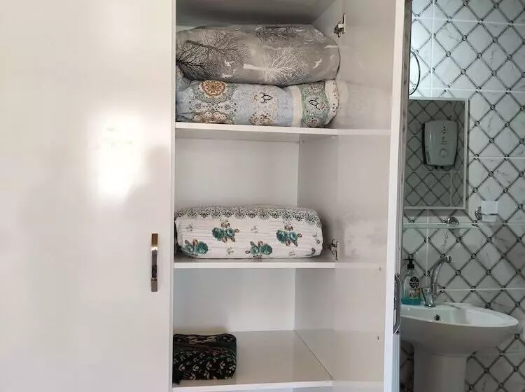 Beyaz Adalar Atlihan Apart Otel