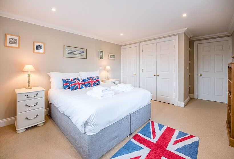 Bluebells Aldeburgh Air Manage Suffolk