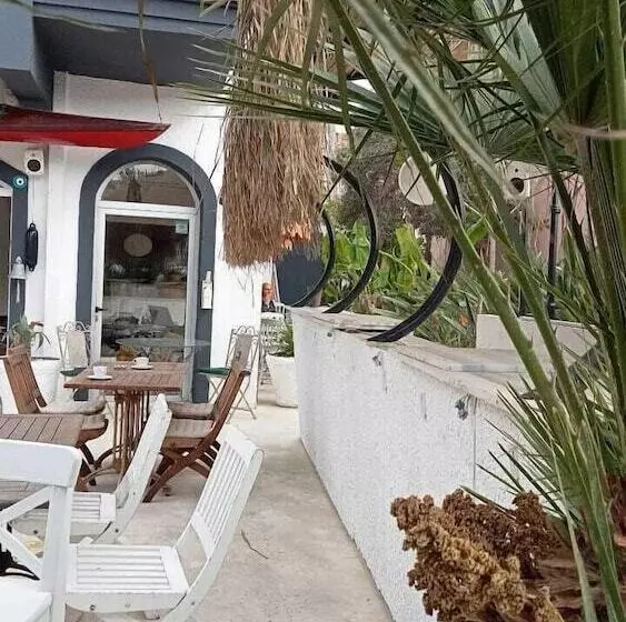 Cesme Marina Sahil Otel