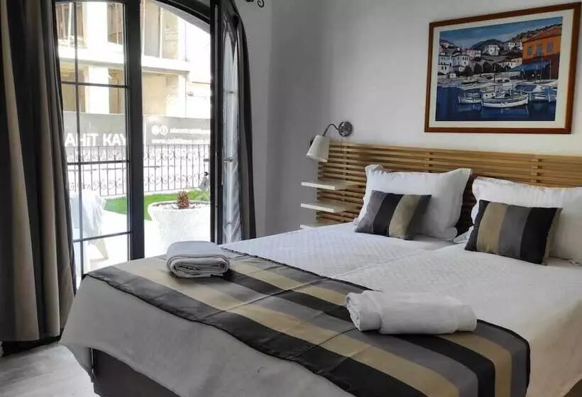 Cesme Marina Sahil Otel