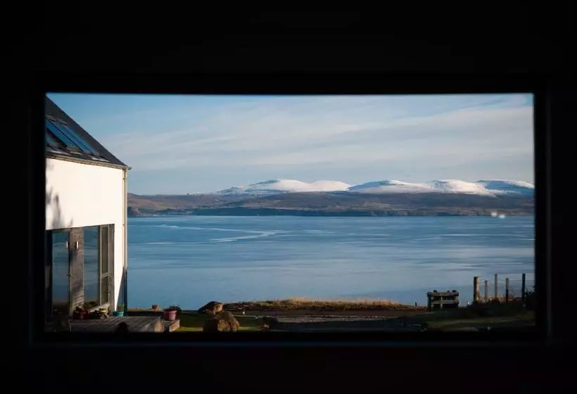 Croft 7 Geary Self Catering Studio